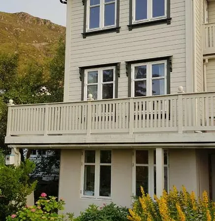 Olagarden In * Alnes